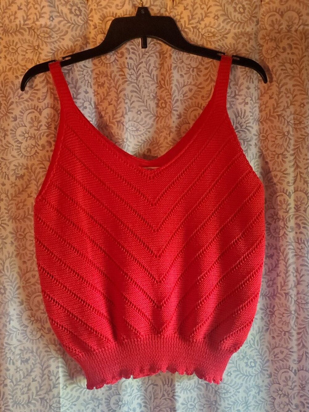 Pink Lily Red Crochet Sweater Scrappy Tank Top V-Neck Size Large
